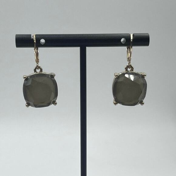 Joan Rivers Classic Collection Glimmer
Green Faceted Lucite‎ Pierced Earrings - Picture 6 of 14